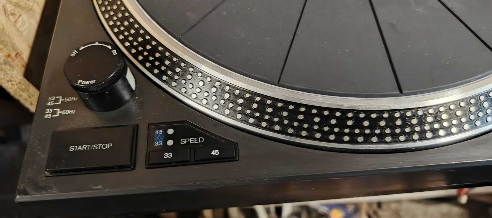 Gramofon Lenco L-3807