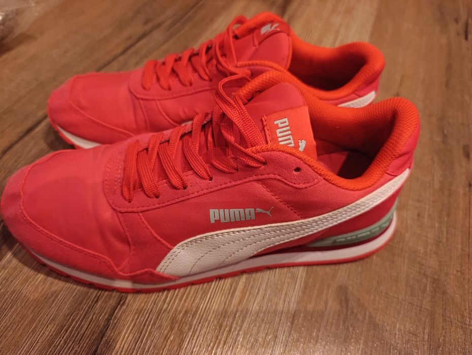 Кросівки Puma розмір 38 -24,8 см