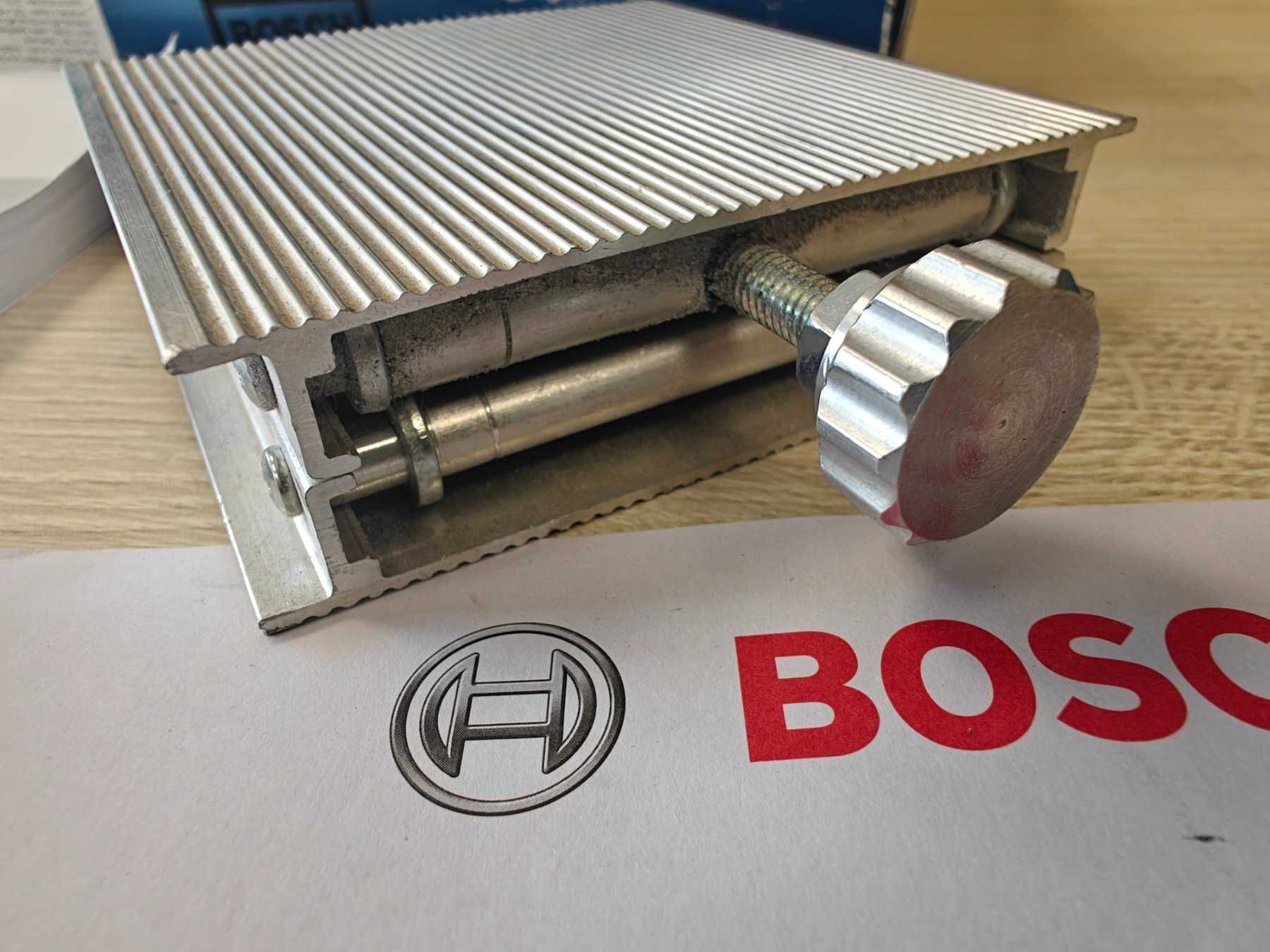 Лазерний нівелір Bosch GLL 2-10 уровень + лифт-платформа