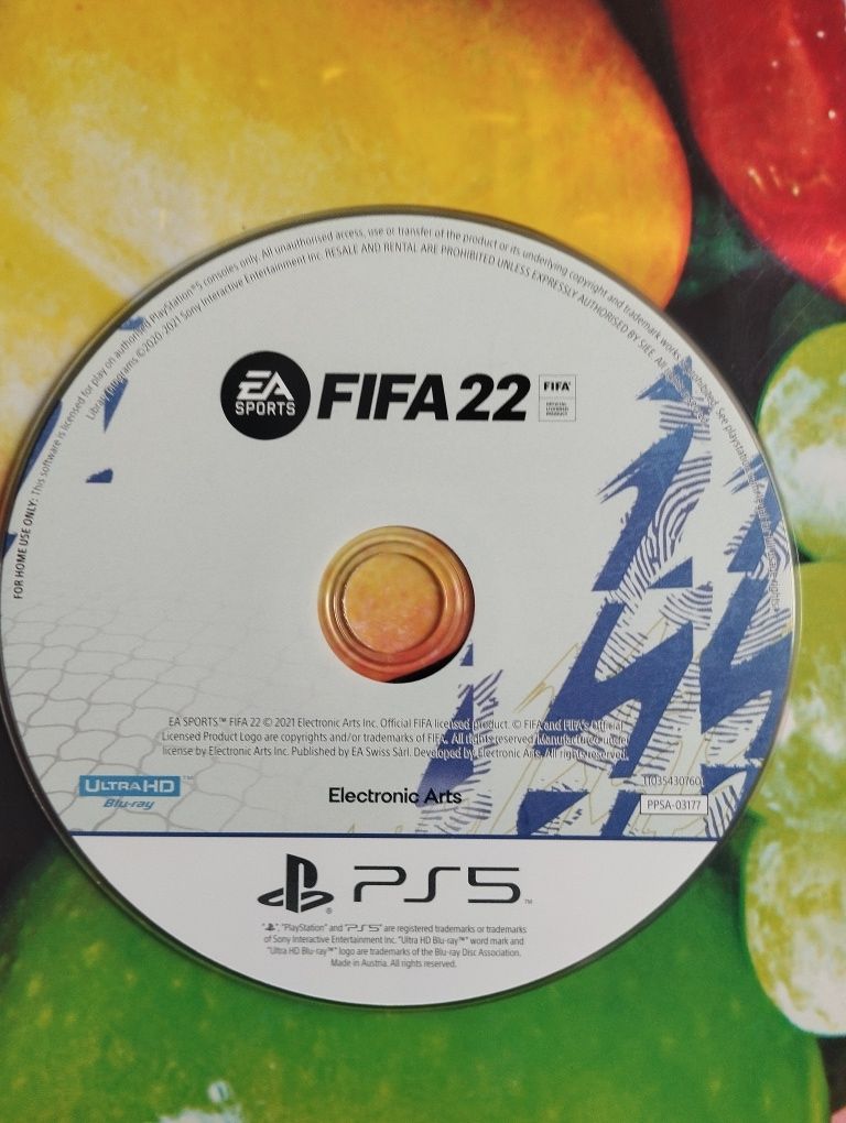 Продам Fifa 22 на плейстейшен 5