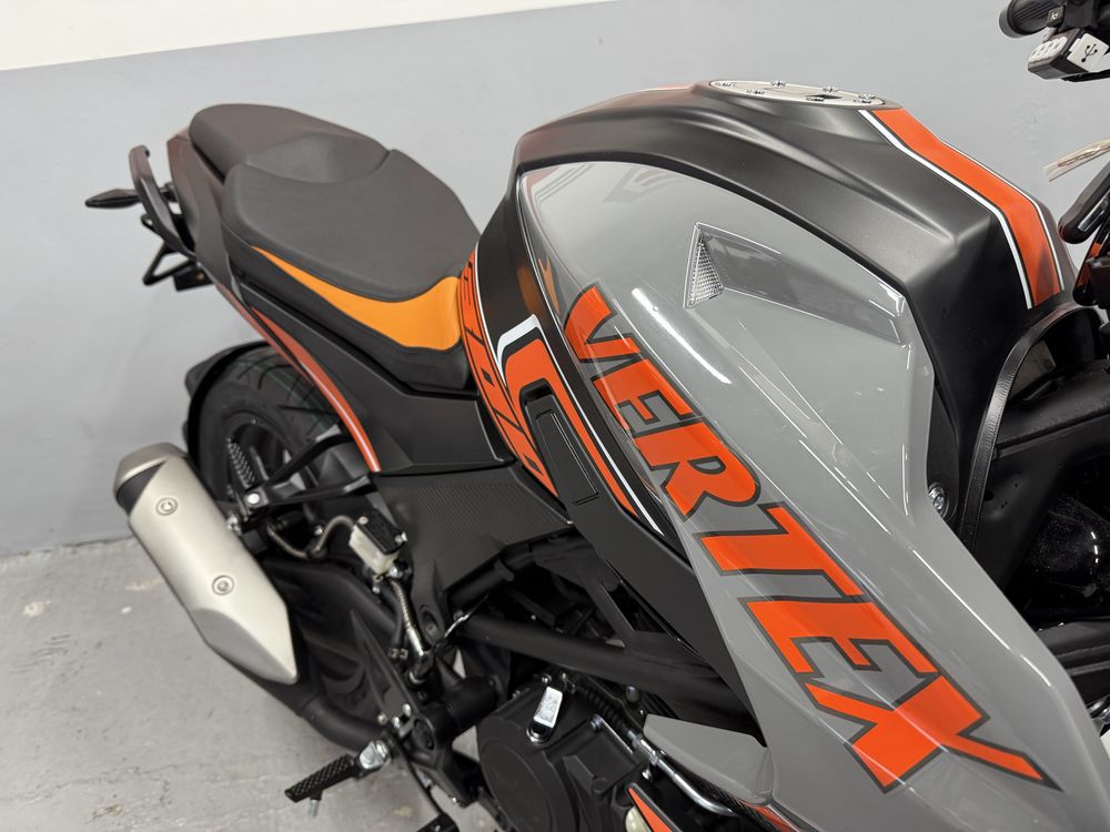 Мотоцикл GEON Vertex 300