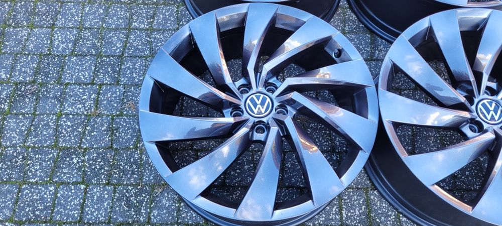 20" VW Arteon Oryginal 5x112 8j et40  R-line 3G8  Passat Shadow Chrom