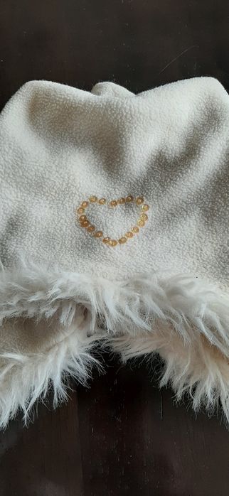 Czapka biała polar ciepla futerko cekiny Jak Nowa