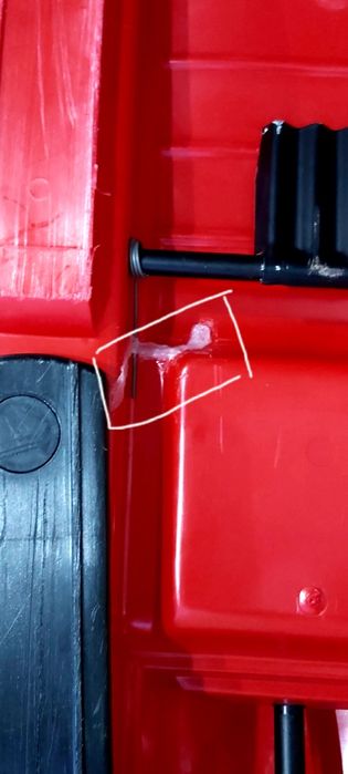 Trenó vermelho para Neve