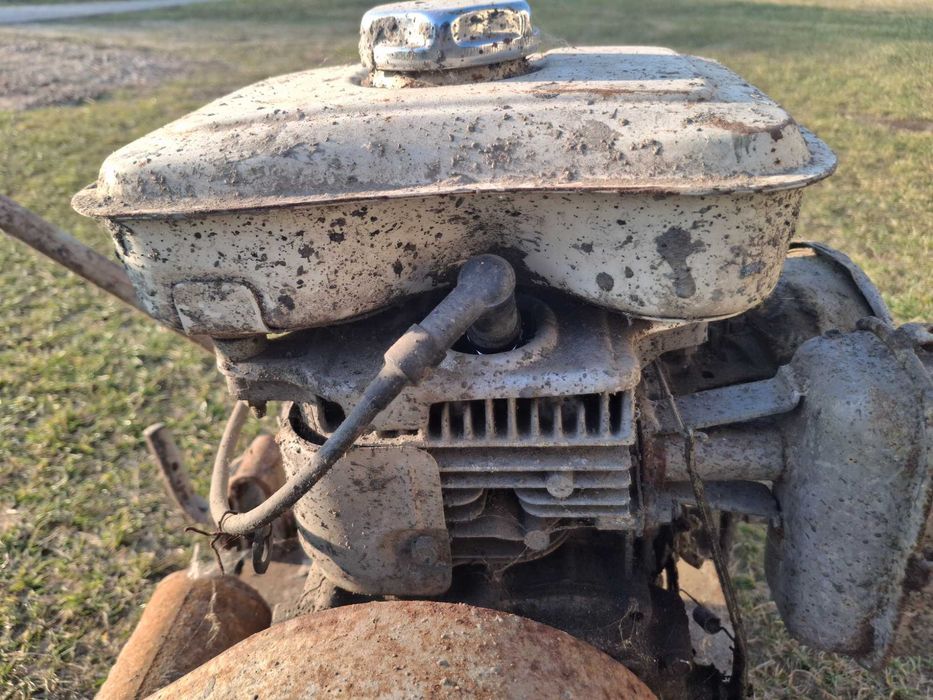 Listwa łata wibracyjna dwóprofilowa regulowana