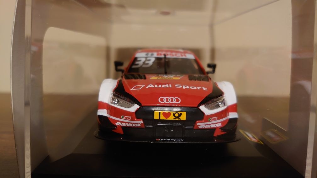 Bburago Race Audi RS5 DTM 2018r. 1:32 Burago