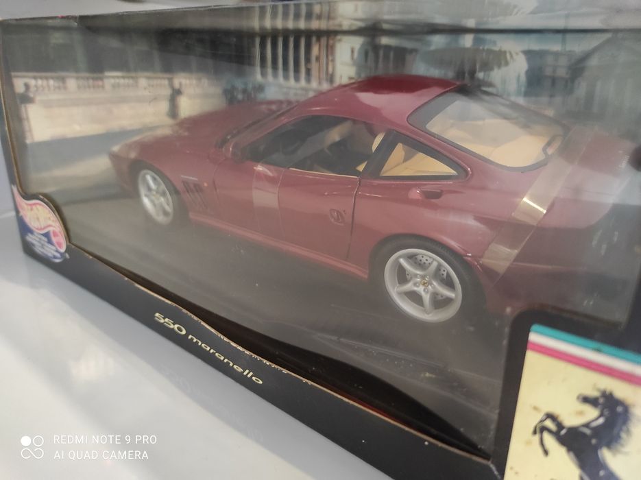 1:18 Ferrri 550 maranello hotwheels carro colecao