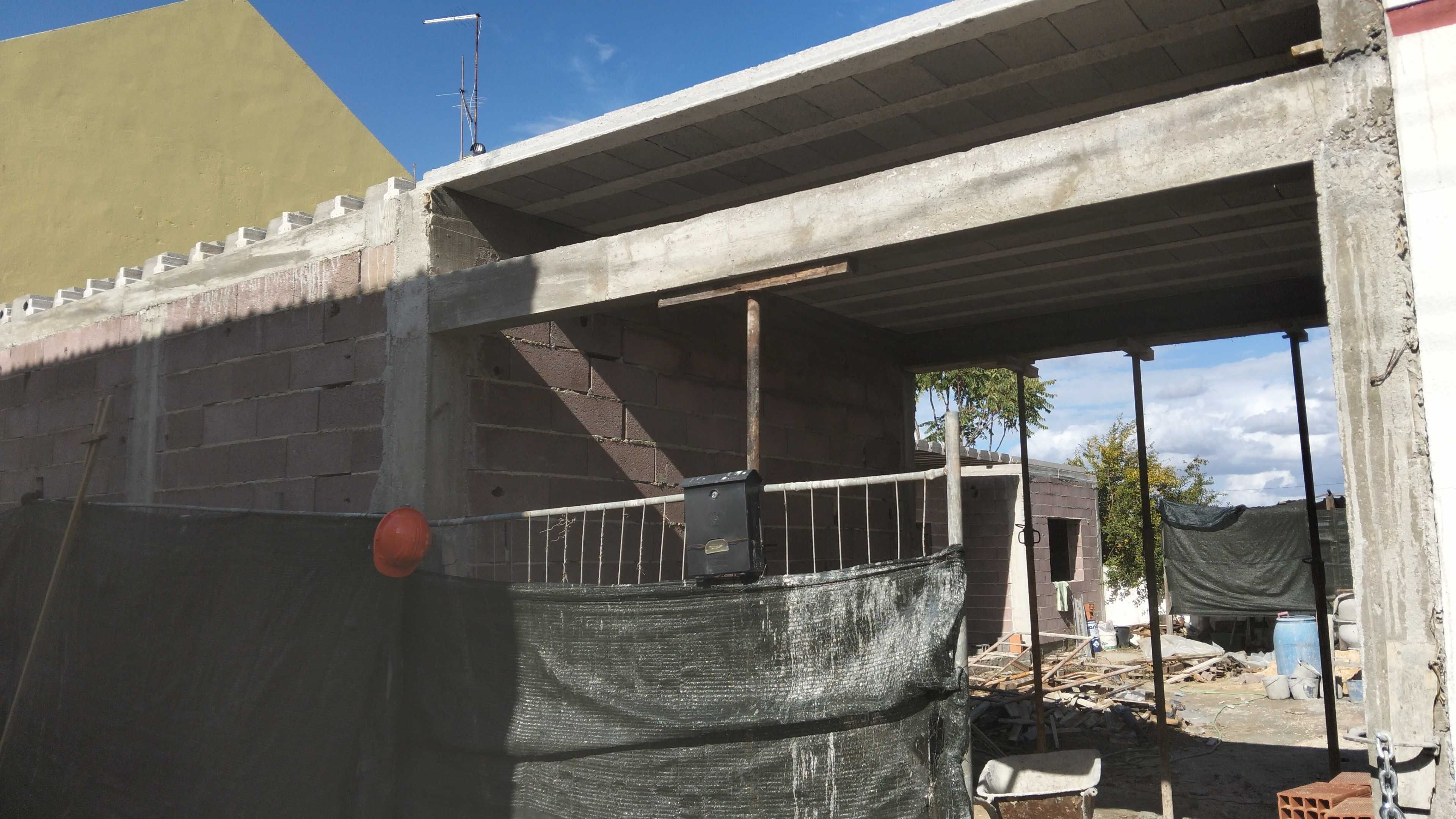 Laboriosa Etapa construção civil e Remodelação em geral.