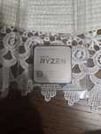 Procesor AMD Ryzen 3200G pod AM4