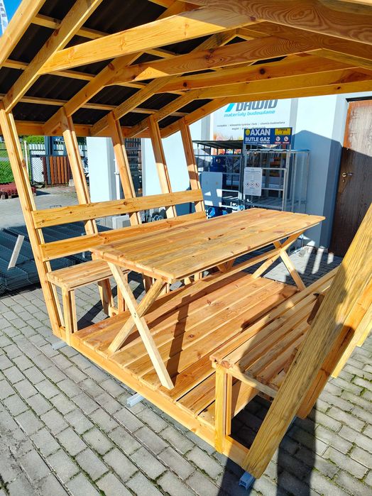 WIATA ALTANKA pergola drewniana ze stołem