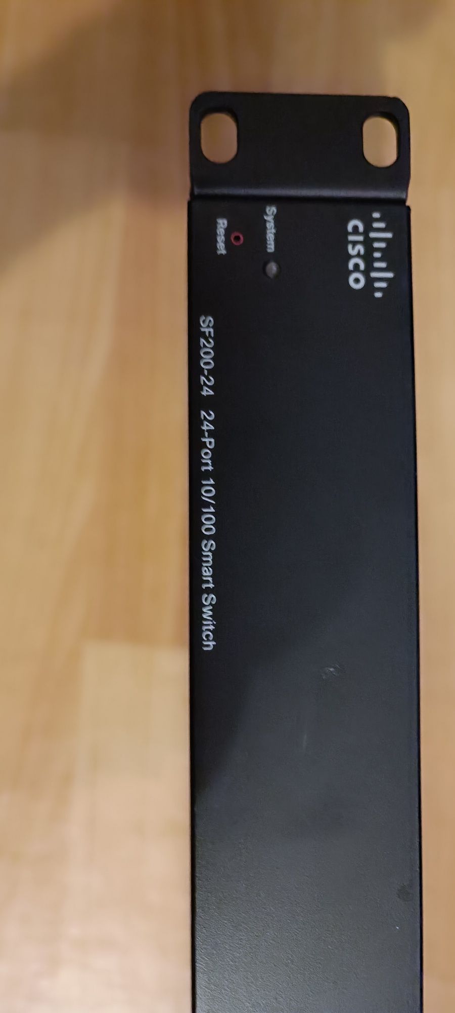 Комутатор Cisco SB SF200-24 (SLM224GT)