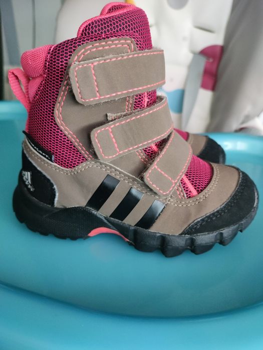 Śniegowce Adidas Holtanna Snow r.23