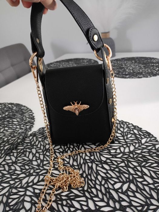 Torebka czarna skórzana