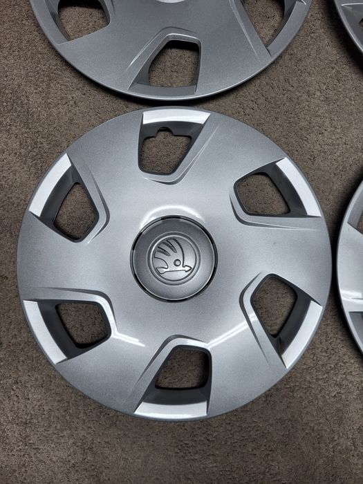 Oryginalne kołpaki Skoda 15 cali 5JA.601.147A