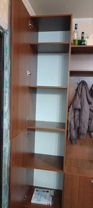 Прихожая з пеналом (можливий невеликий торг)