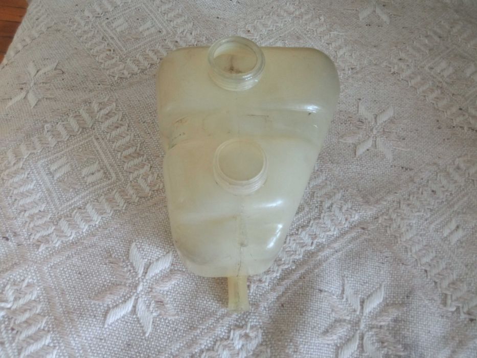 Продам бачок розширювальний Таврія, 1102, 1103, 1105 (2 горловини) АРК