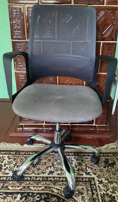 Крісло для персоналу Nowy Styl Prime GTP Black Tilt CHR61