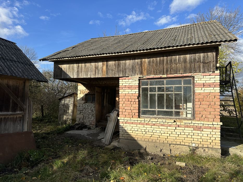 Продається будинок в с. Розношинці (біля м. Збараж) продаж земельна