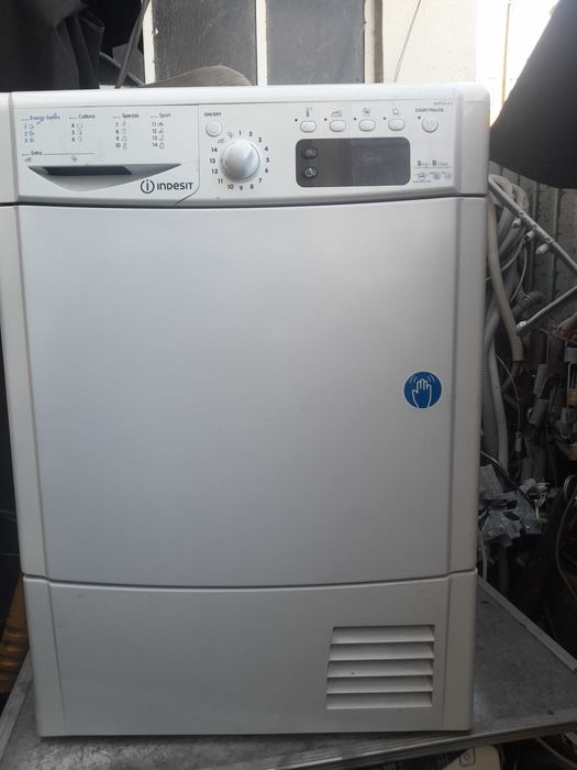maquina de secar roupa Indesite 8 quilos