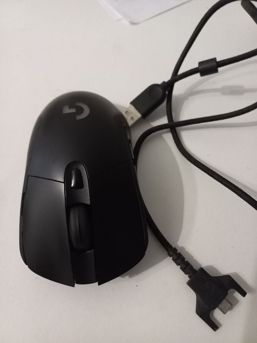 Мишка  Logitech G403
Все работает отлично,купил другую по этому