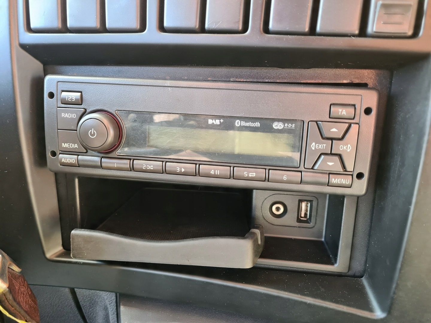 RADIO MP3 BLUETOOTH CD AUX USB 12V VOLVO FE FL EURO 6