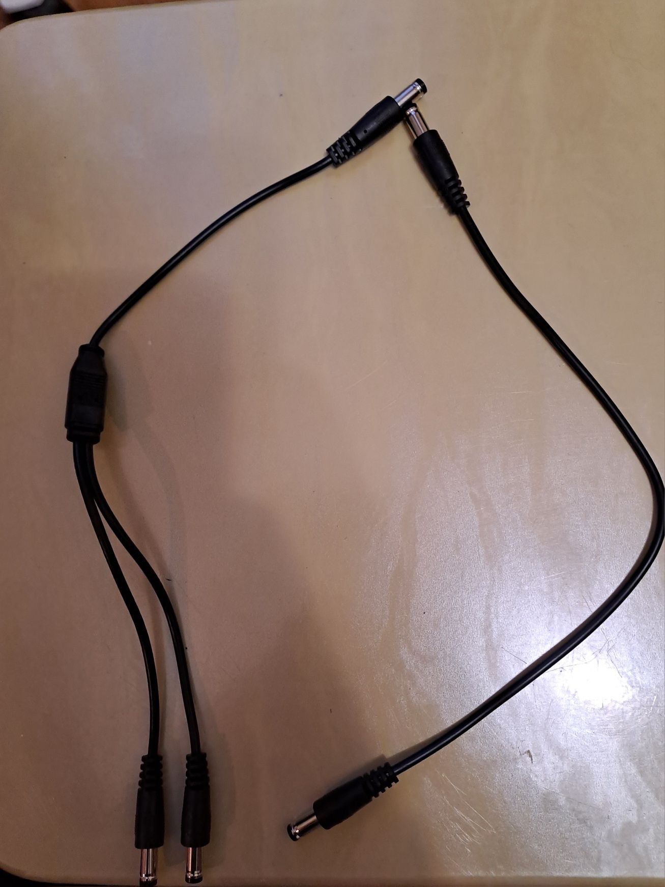 MINI UPS (безперебійне джерело живлення)
