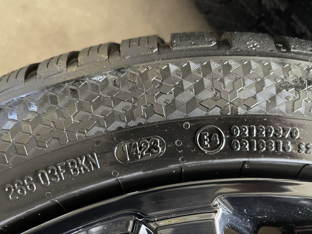 Koła Felgi Opony Volvo V60 Ford Mondeo Mk5 235/45R18 Continental 2023R