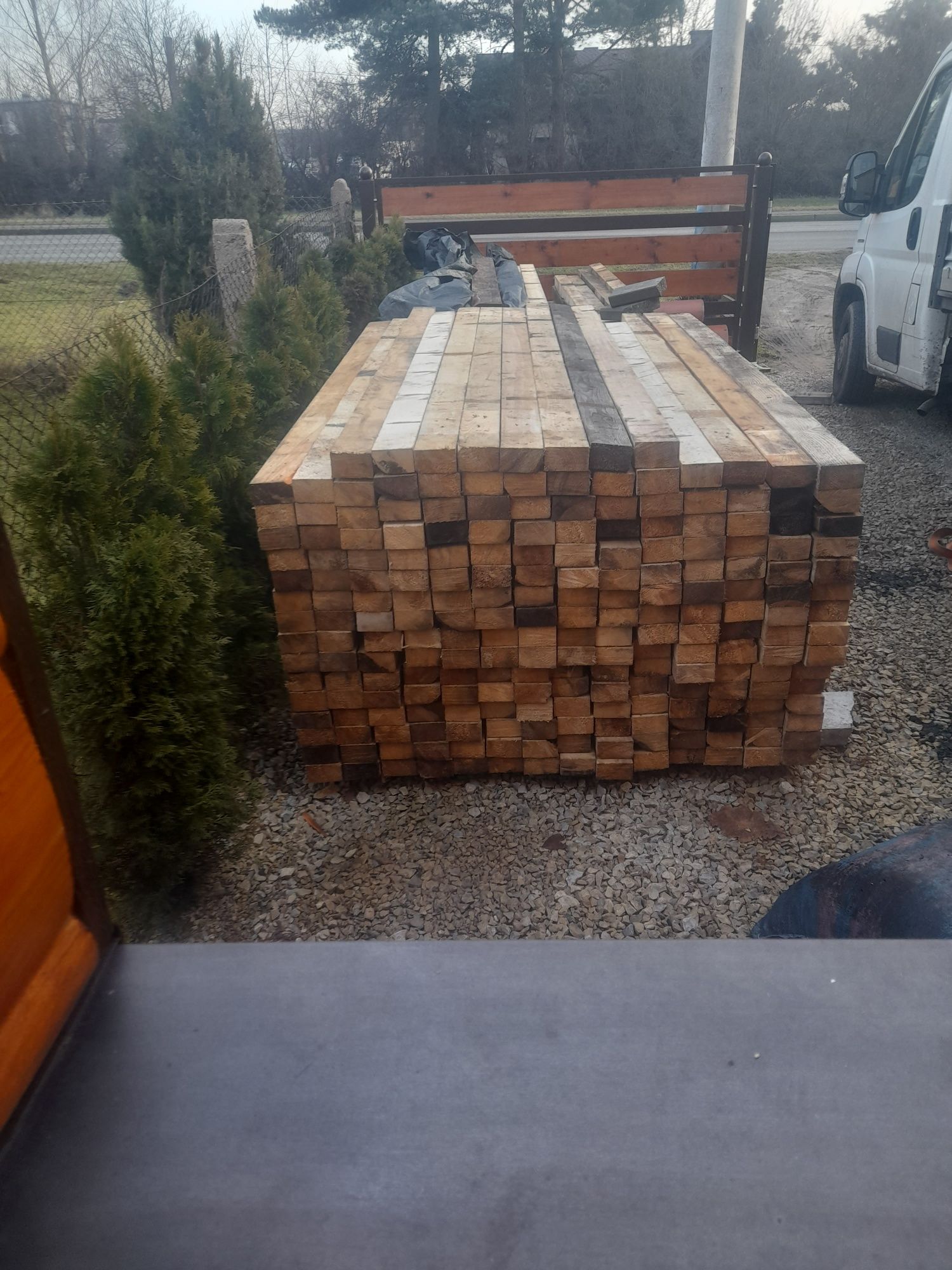 Belki kantówki drewno konstrukcyjne