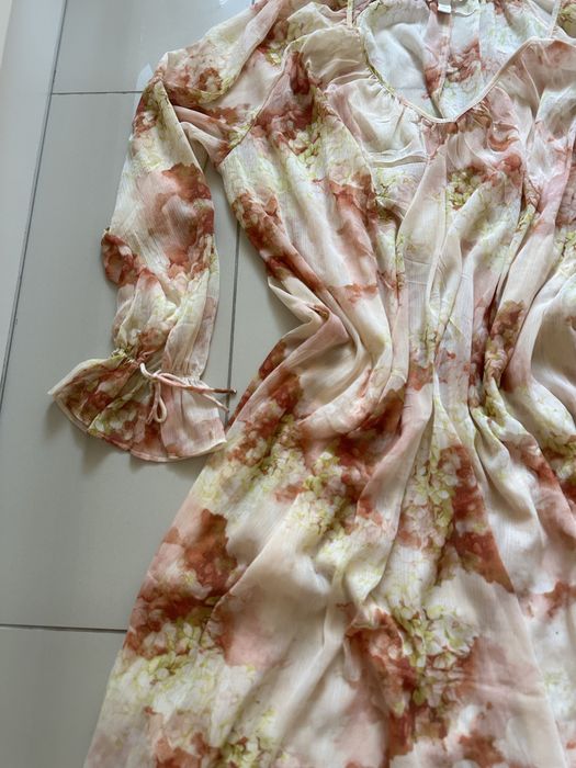 Sukienka maxi H&M w kwiaty rozmiar M beżowo-brązowa halka