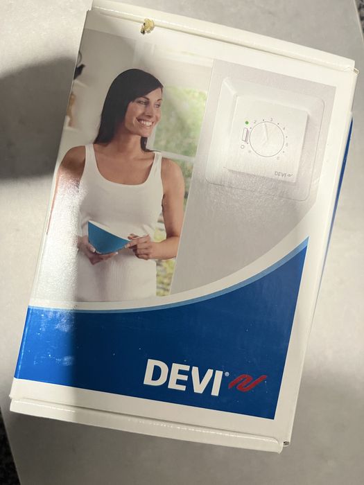 Терморегулятор DEVI електронний DEVIreg