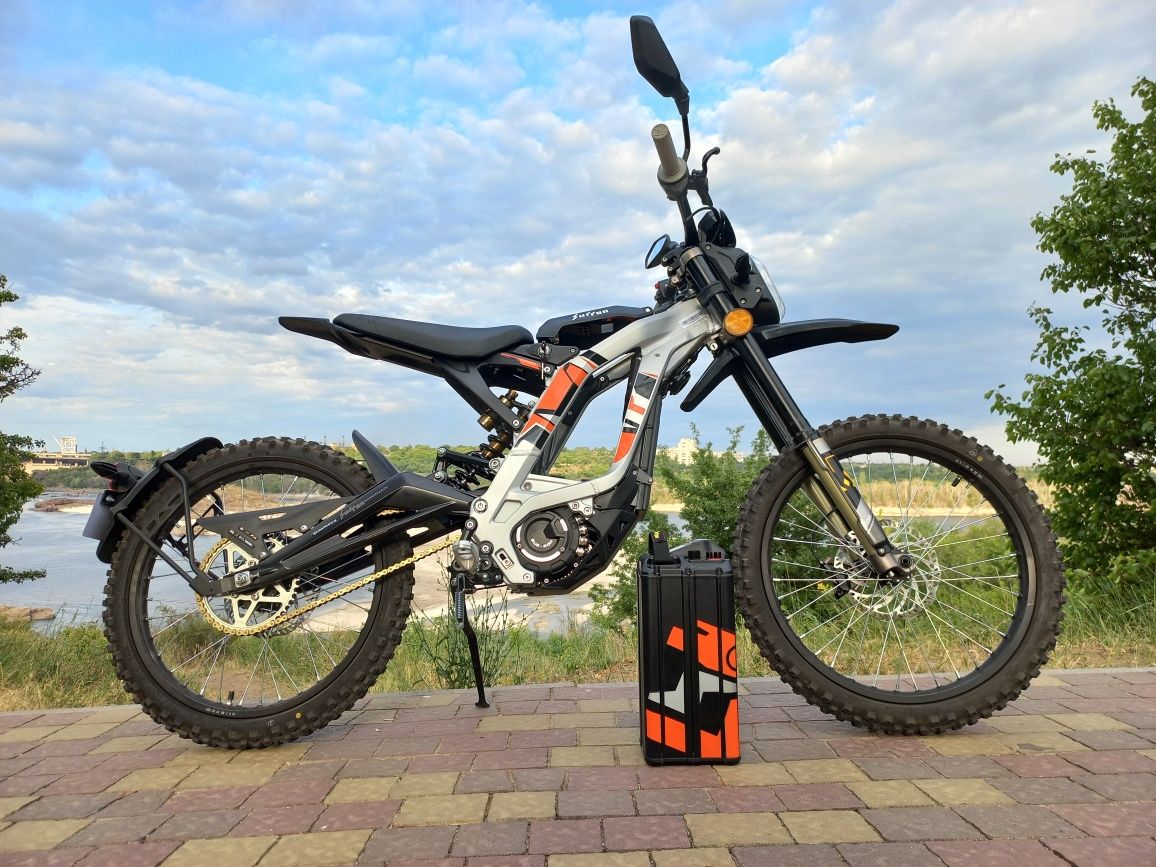 Електромотоцикл Sur-Ron Light Bee L1e  2024
