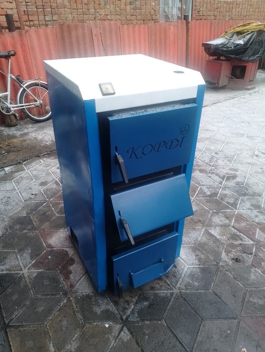 Продам твердопаливний котел 200 кв