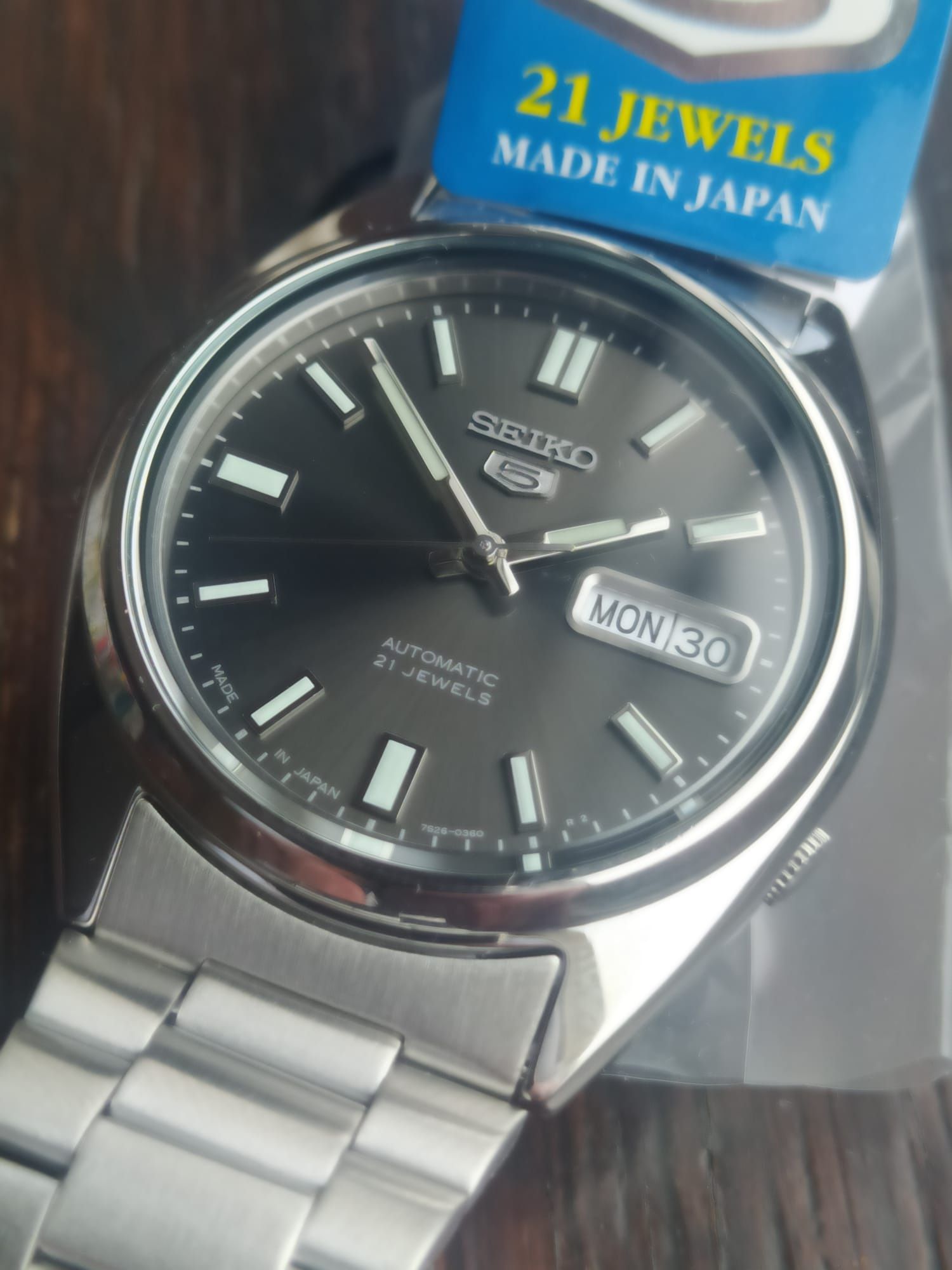 *NOVO* Seiko 5 automático 37 mm SNXS79J1 MADE IN JAPAN