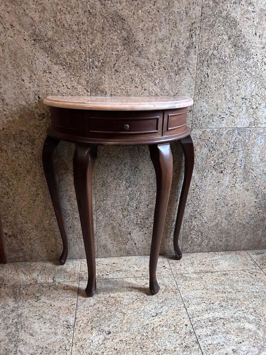 Mesa de apoio antiga