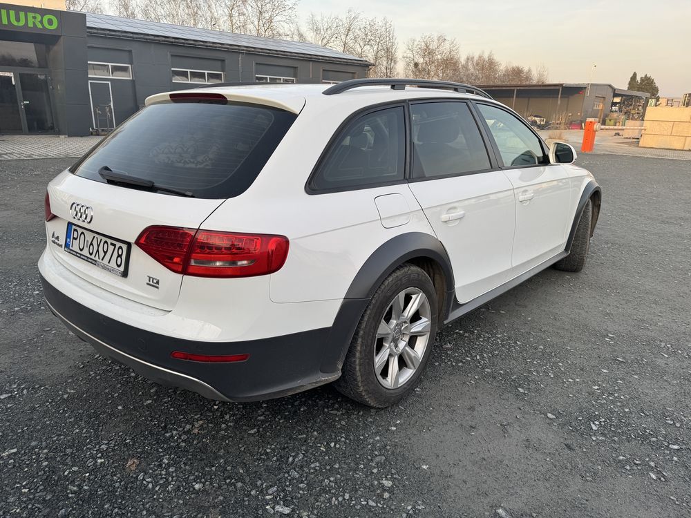 Audi A4 B8 Allroad 2.0 TDI 170km 2011
