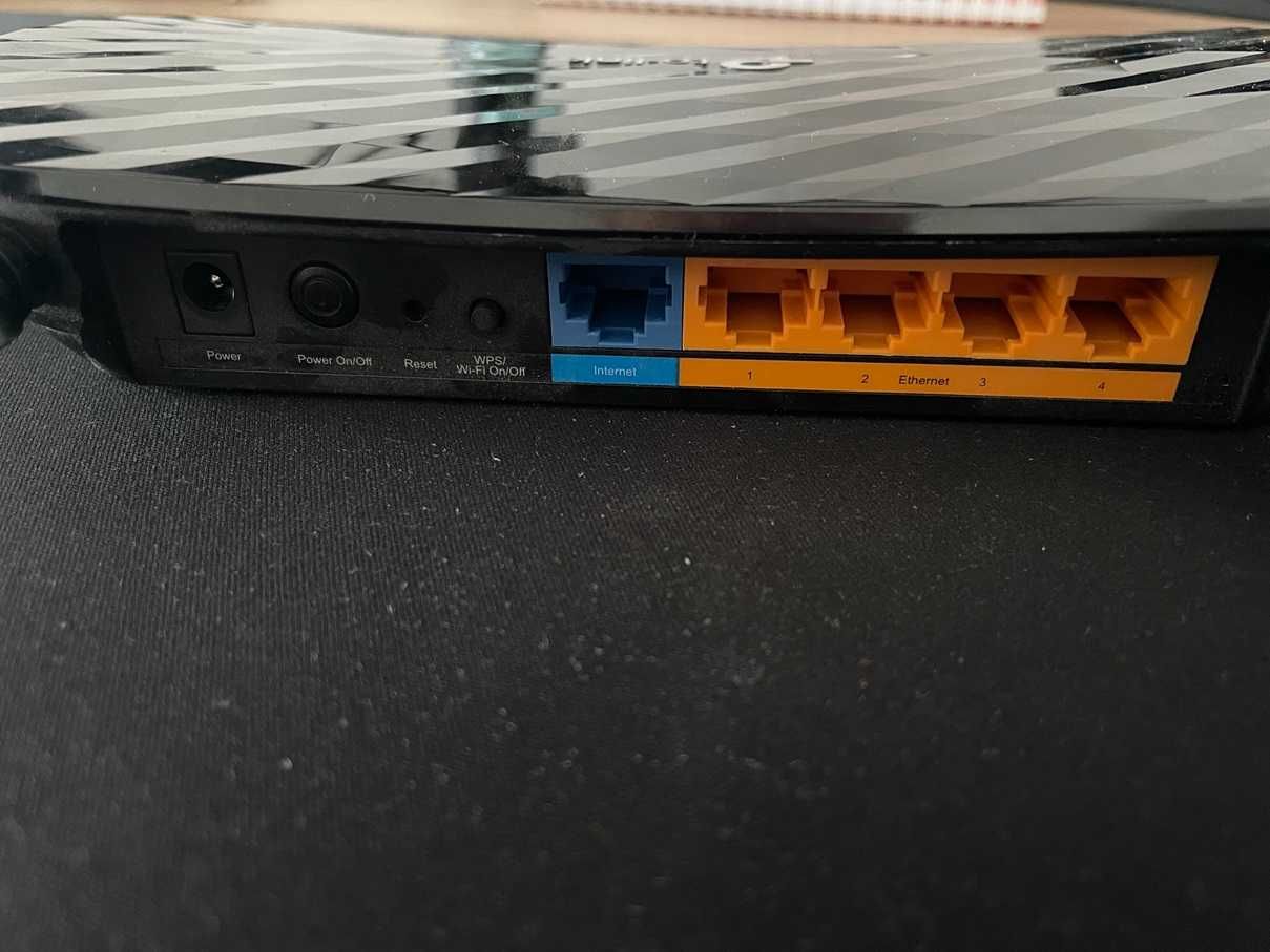 Router WiFi TP-Link Archer C6 + Access Point EAP110