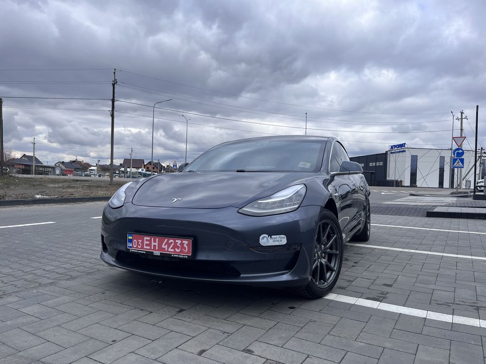 Авто Tesla model 3 2018