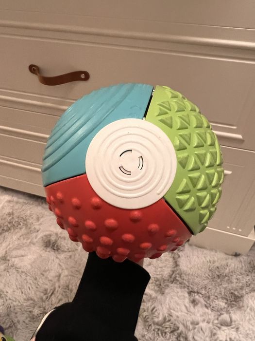 Pileczka sensoryczne Clementoni Touch & Play plus dodatkowe 24 klocki