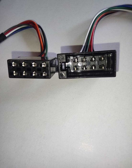 Разъем автомагнитолы ЕВРО ISO "2мамы + 2папы" (черный+серый)