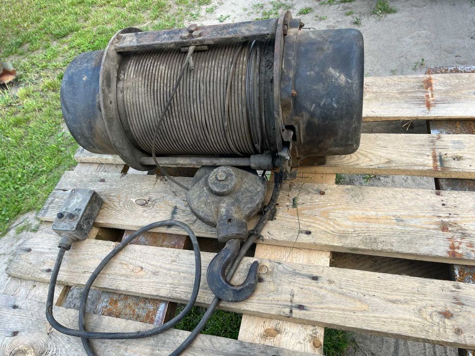 Wciągnik elektryczny A.L.G. Elektrozug – 550 kg / 5,5 m