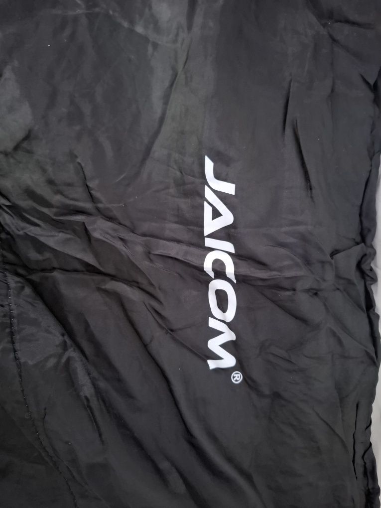 Śpiwór czarny Jaicom.