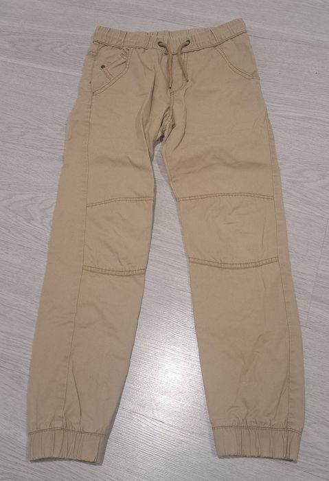 Zestaw ubrań dla chłopca 140