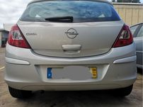 Tampa da mala opel corsa D ANO 2008