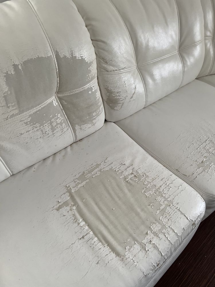 Белый угловой диван для гостиной раскладыввется