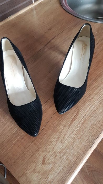 Buty na obcasiku