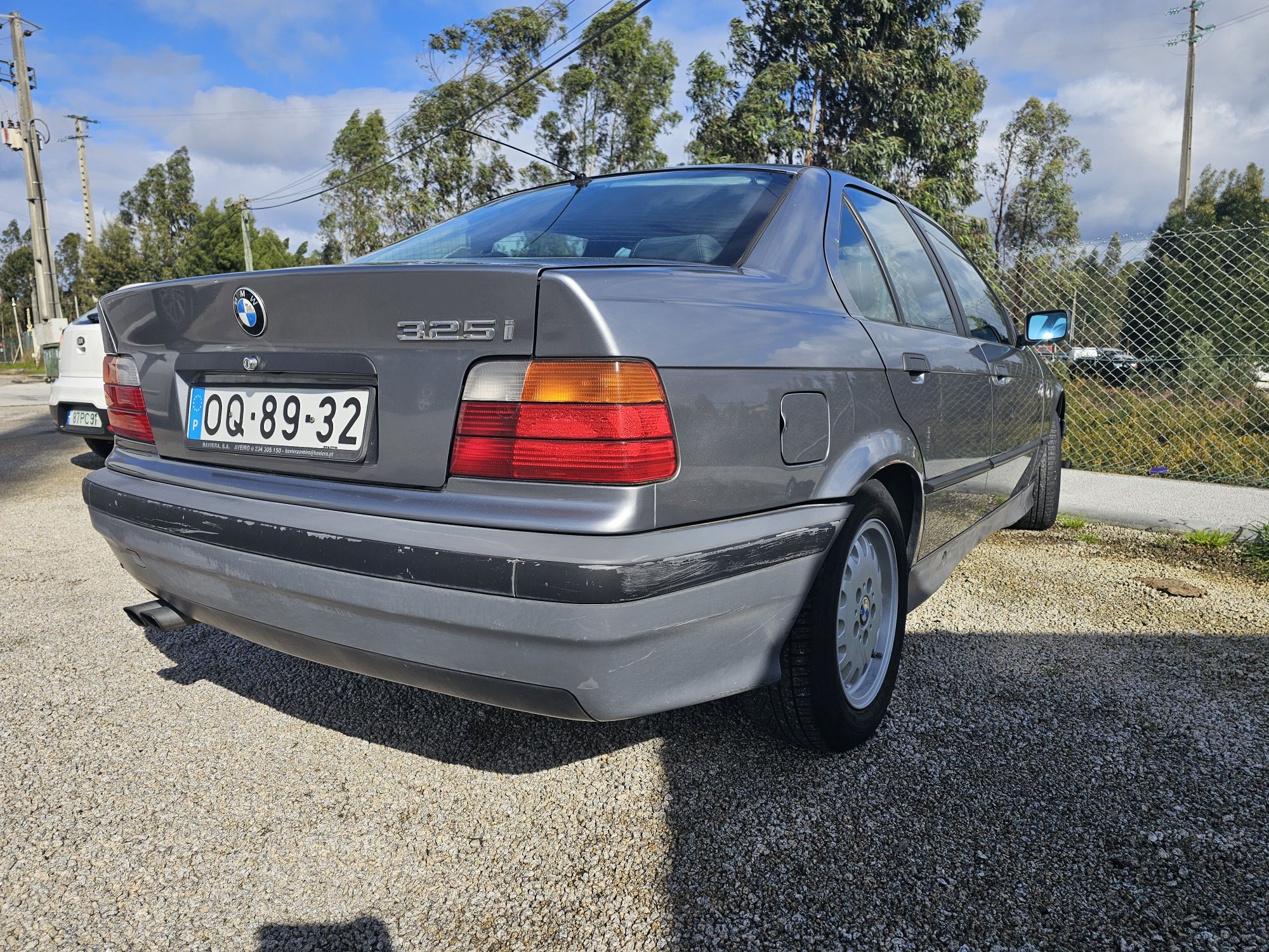 BMW 325i e36 Sedan