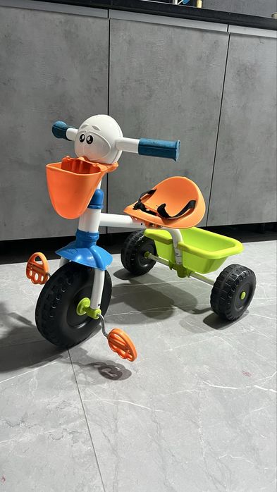 Triciclo chico em muito bom estado