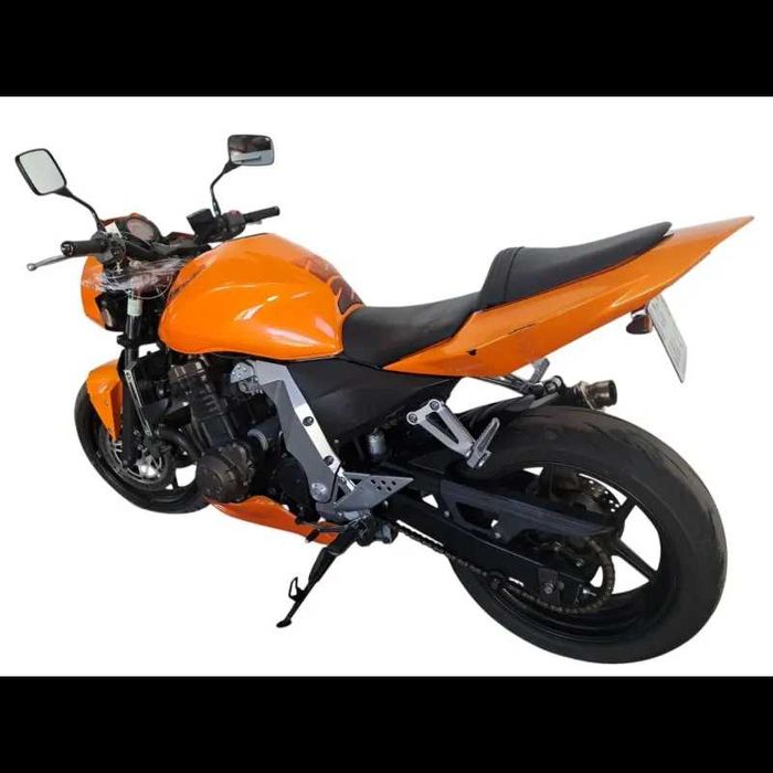 KAWASAKI Z750 ACIDENTADO