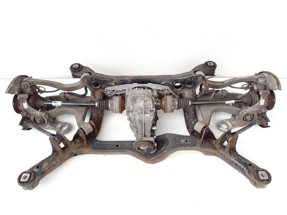 BELKA ZAWIESZENIE TYŁ SANKI KPL 2.0 2.7 3.0 TDI AUDI A4 B8 A5 8T QUATTRO