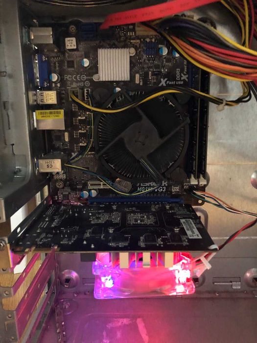 Продам комплект монитор + компьютер